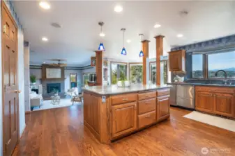 Kitchen with wet bar