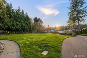 The flat yard on the approach is a field just awaiting your lawn games