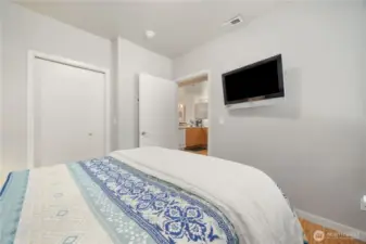 Bedroom is next to the Kitchen