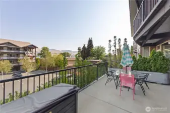 Views of the surrounding area