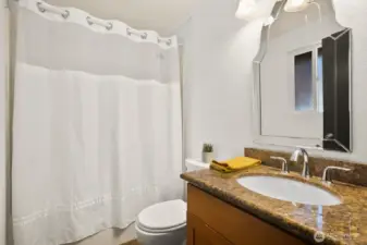 Jetted tub