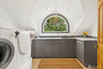 Laundry located on second floor.