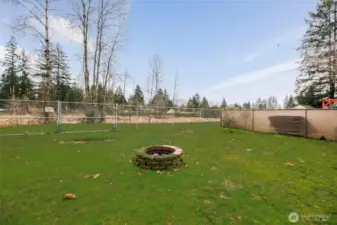 Fully Fenced back yard