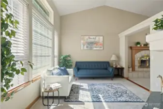 NATURAL LIGHT | Family room