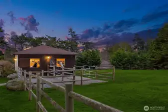 Picture your happy horses here. Green pasture and adjacent trails!