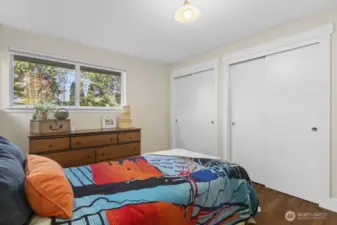 It also has full wall of closet space.