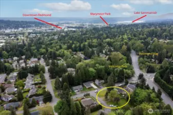 Conveniently located near a wide variety of attractions and conveniences such as Marymoor Park, Lake Sammamish, Downtown Redmond and Microsoft
