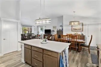 Modern farmhouse light fixtures.