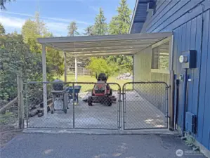 Carport