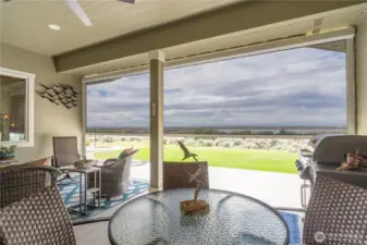 Large back Patio  with sun shade