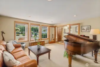 Formal living room off entry w/french doors