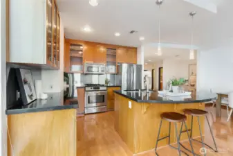 Enjoy stainless appliances