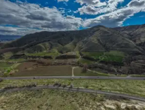 Views of lots 3 & 11