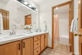 Upstairs hall bathroom