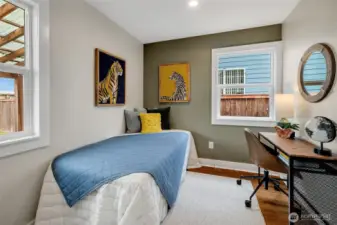 2nd bedroom