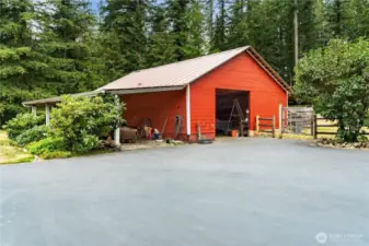 Barn and covered storage perfect for all your farm tools and equipment.
