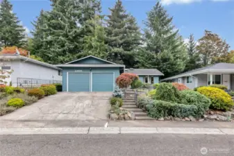 Huntington Park is a great place for an active 55+ owner!