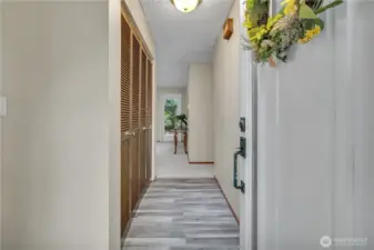 The formal entry has lE-Z maintenance flooring and a large closet...