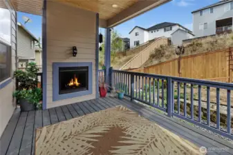 Covered Deck w/ Gas Fireplace