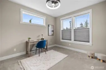 Junior Primary Suite including a full bath and walk in closet