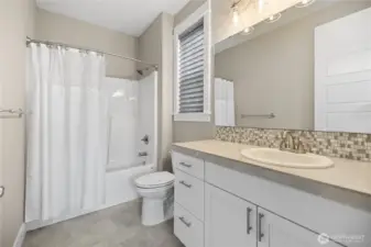 Junior Suite full bath on main floor