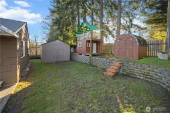 here's all 3 outbuildings!