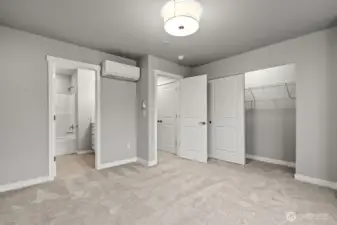 Photographs are for illustrative purposes only. Features, finishes, interior/exterior colors, landscaping and floorplan shown may vary from actual homes built