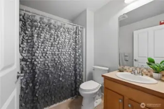 2nd Bathroom