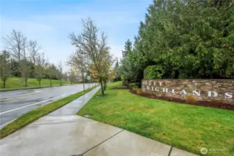 Welcoming Skagit Highlands Community Sign