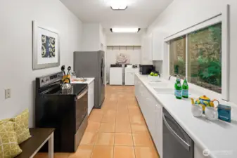 The DADU kitchen is nicely equipped including a full sized washer and dryer.