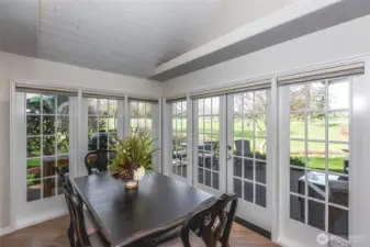 Lots of windows with natural light pouring in.