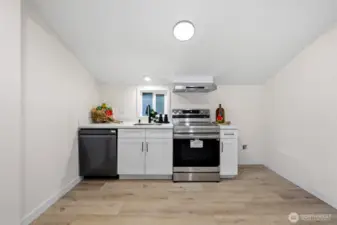 2nd Unit Mini Kitchen