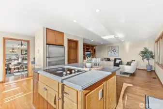 Looking back at the welcoming family room, a wonderful place to gather and hang out!