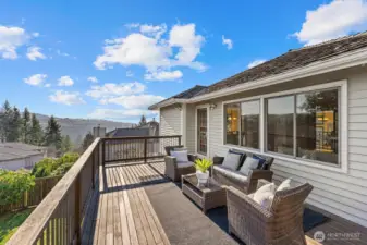 Imagine summer Happy Hours or late-night star gazing on the generously sized deck.