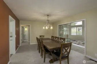 Access to the beautiful sunroom!