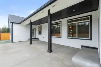 Photos are for illustration purposes only. Builder reserves the right to make changes without notification.