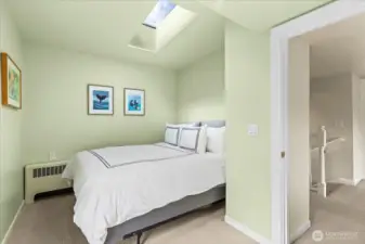 Second upstairs bedroom.