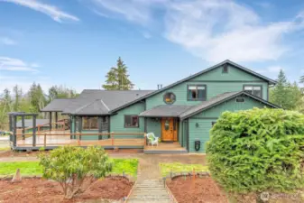 Welcome Home where peaceful country life begins.