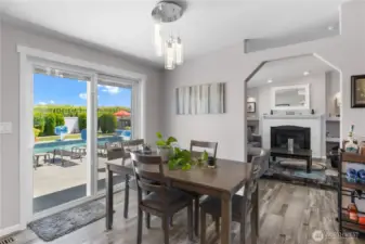 Dining room.