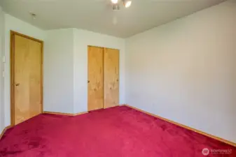 Bedroom #5, cont