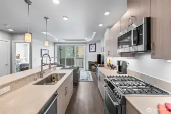 Beautiful soft-close cabinets throughout