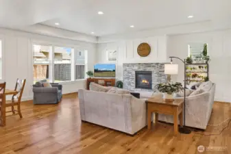 Room for all your guests to spread out!