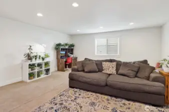 It’s a very spacious bonus room!