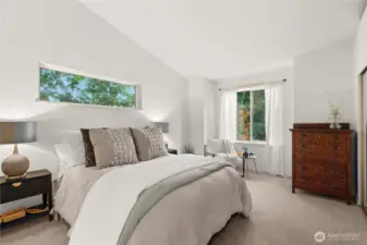 Large Primary suite with Vaulted ceilings