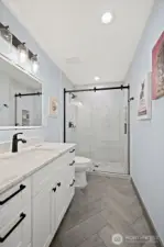 Upstairs Bathroom