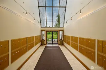 Interior entry and mail area