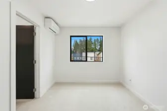 Second upper bedroom with walk-in closet