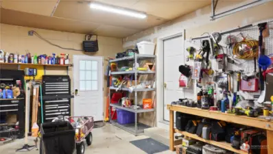 Spacious Garage!