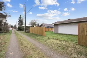 Alley access to detached garage