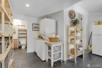 Laundry/mud room